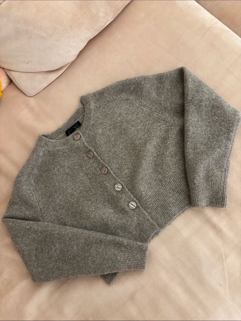 Cara cropped sweater